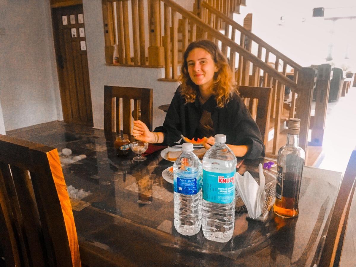 Hotel Ehala Family Rest Anuradhapura Esterno foto