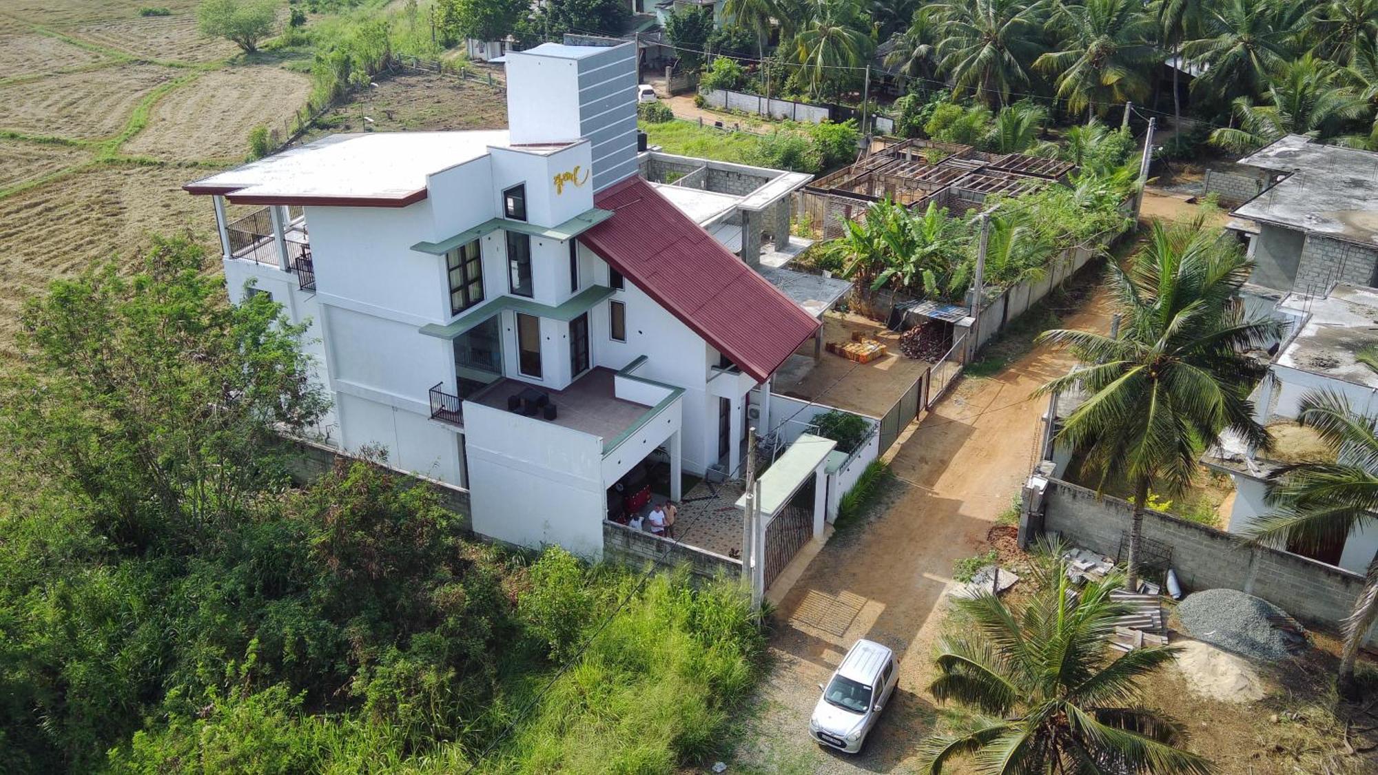 Hotel Ehala Family Rest Anuradhapura Esterno foto