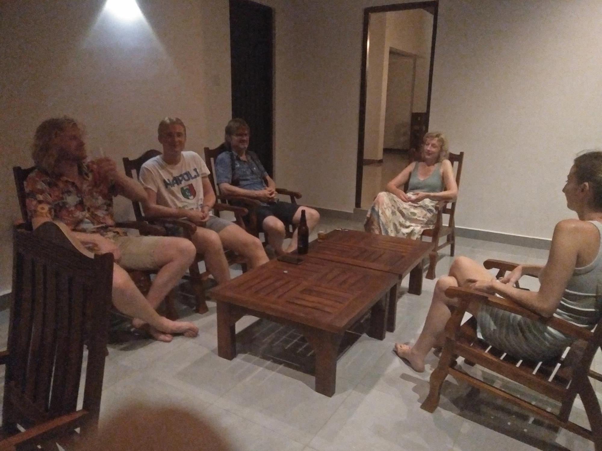 Hotel Ehala Family Rest Anuradhapura Esterno foto
